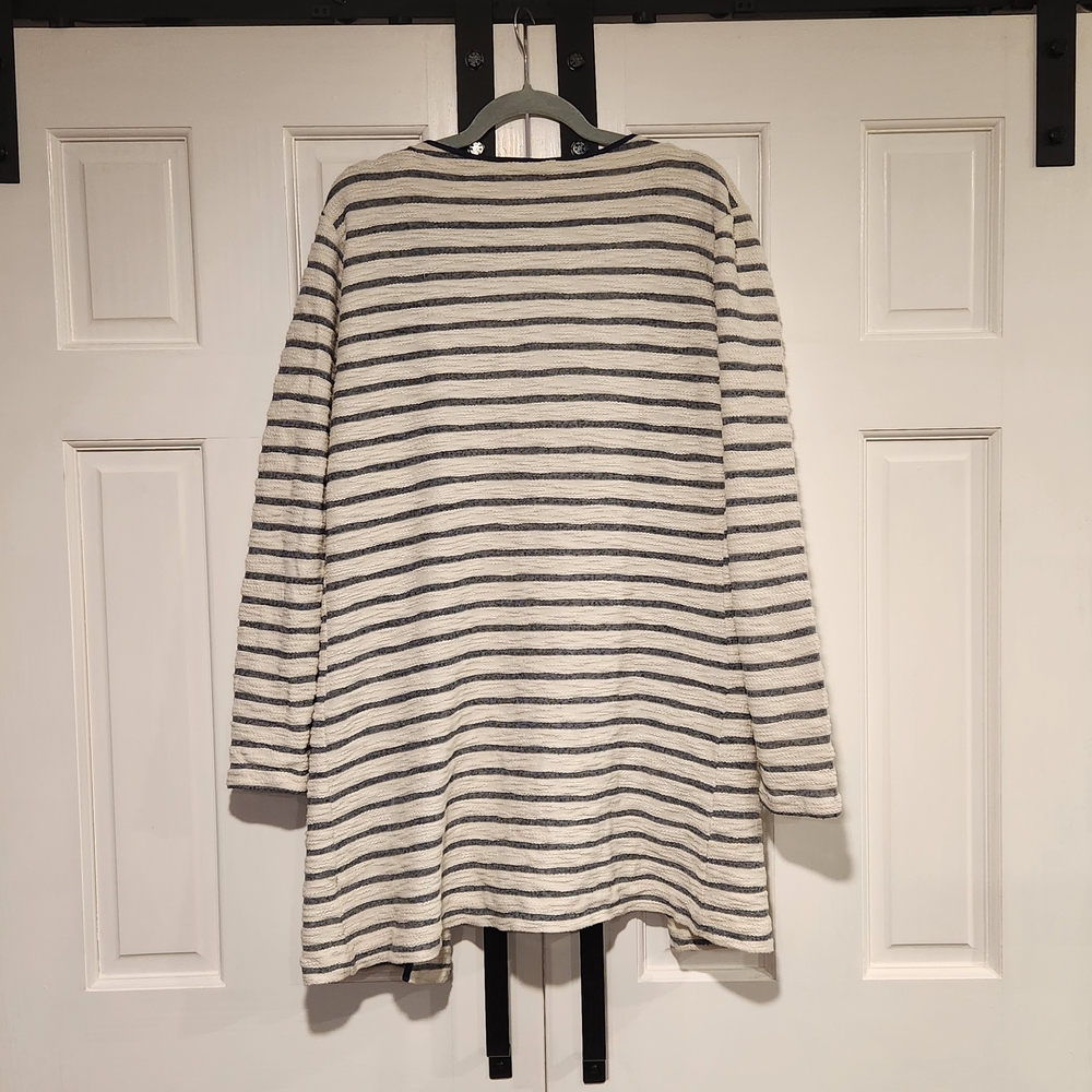 Striped Open-Front Topper - Picture 3 of 4